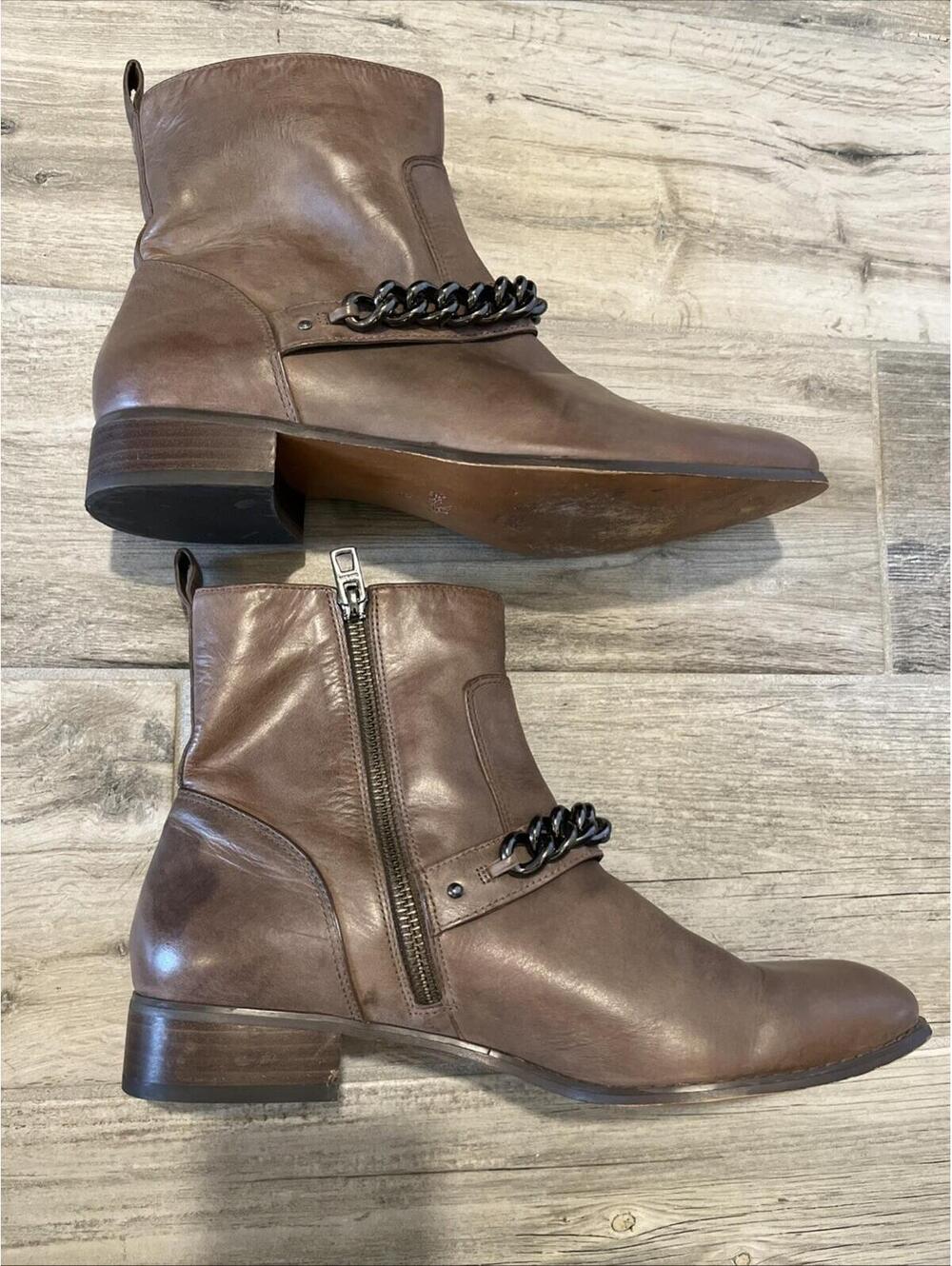 COACH ADELLA LADIES ANKLE BOOTIES SIZE 9B BEIGE LEATHER RP$275 - Picture 6 of 13